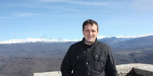 Организовал и перекрыл