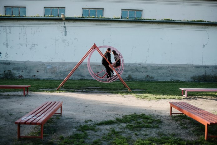 The villagers are afraid that they can win the fight only when some tragedy happens with garbage trucks which drive in the village at full speed. For instance, a truck hitting a child / Photo: Alina Desyatnichenko for Novaya Vkladka