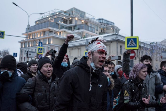 Максим Леликов на митинге 23 января 2021 года / Фото: Виктория Одиссонова для «Новой газеты»
